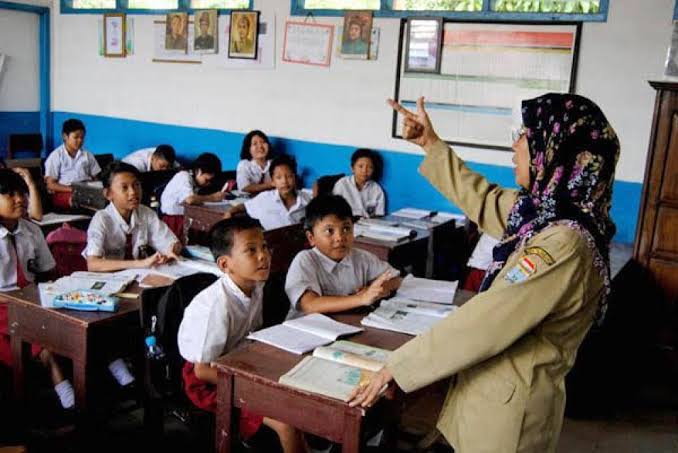 Ilustrasi kegaiatan belajar mengajar di sekolah. (Foto : Ist)